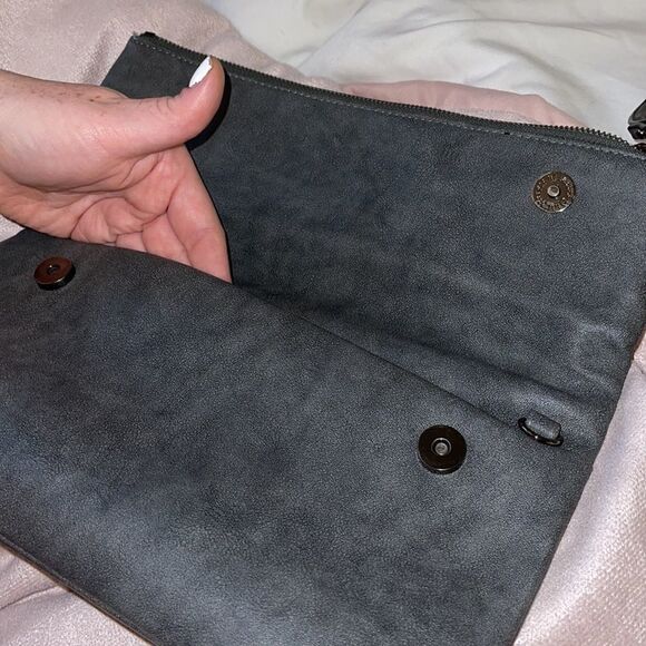 Dark grey clutch  - Picture 2 of 3